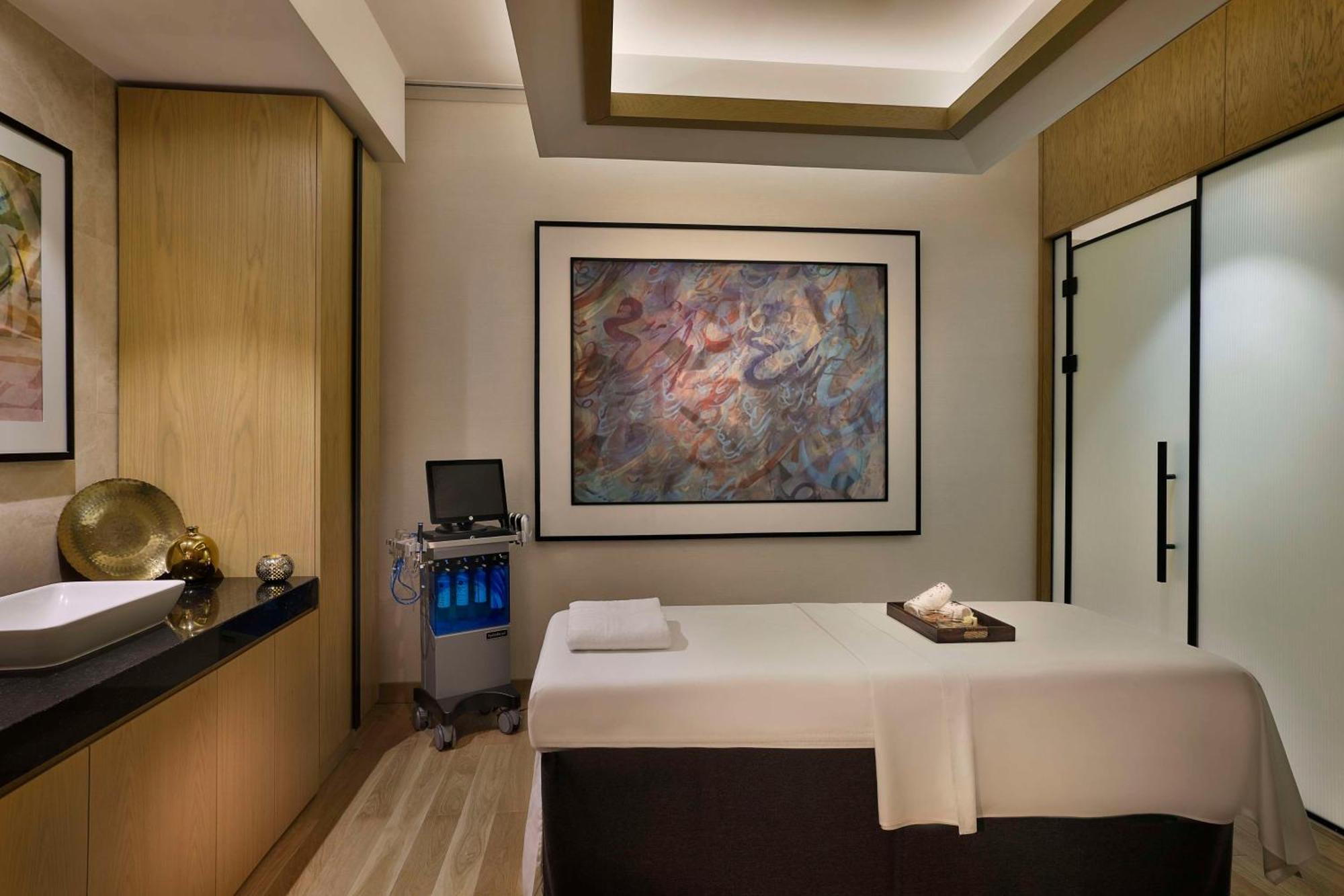 Hilton Riyadh Olaya Exterior photo